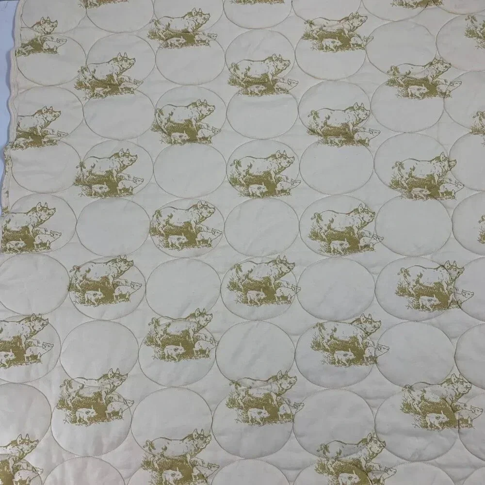 Kate Quinn Kids Circle‎ Pig & Piglets Bamboo Quilted Stroller Blanket OS